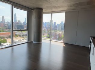 1160 N Larrabee St #1305, Chicago, IL 60610