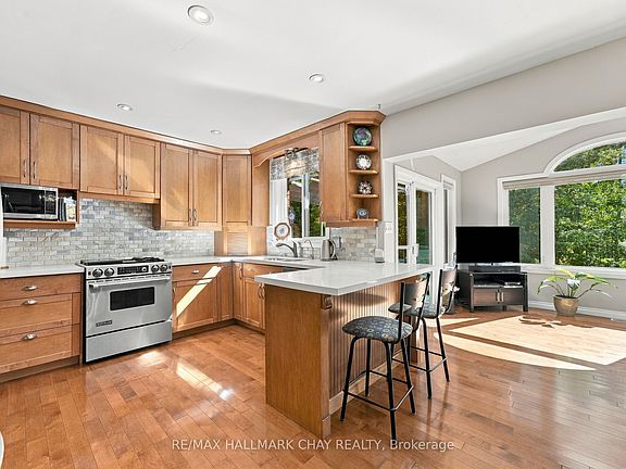 5th image of 57 Belmont Cres