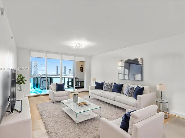 3330 190th St #1212, Aventura, FL 33180