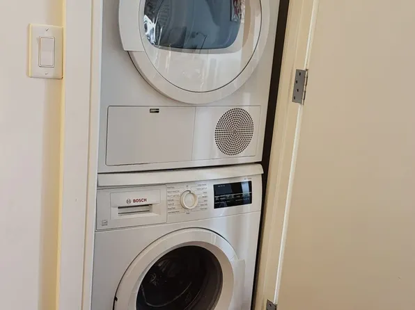 15 East 19th Street image 7 of 12