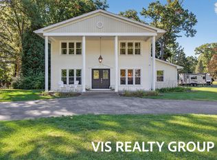 14848 Cross Ln, Spring Lake, MI 49456