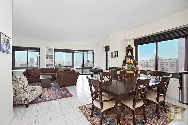 Rented by Halstead Real Estate | media 27