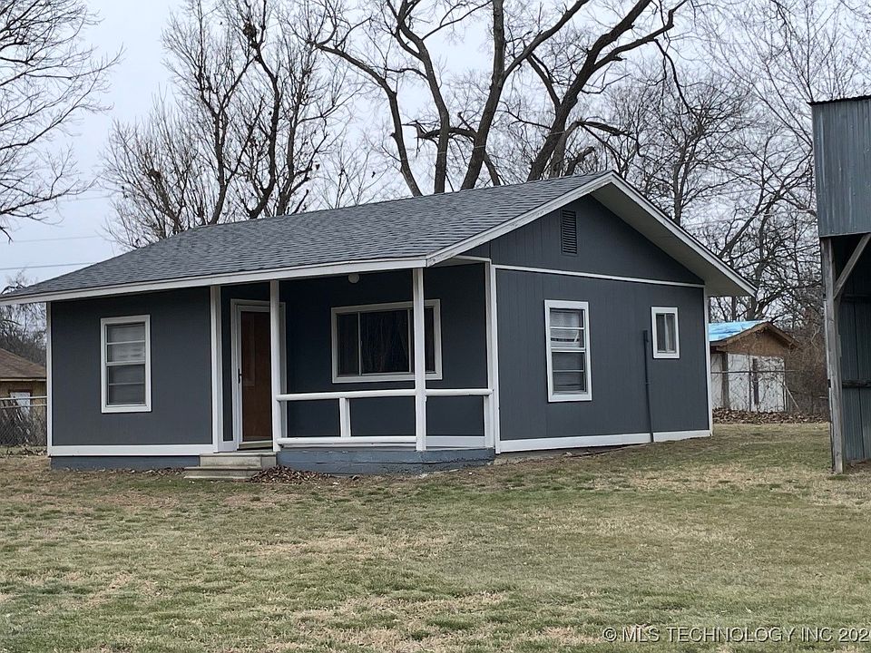 2nd image of 68335 S 318th Ct
