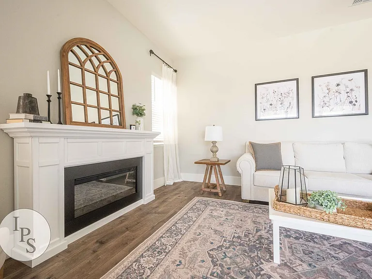 4299 Vineyard Dr — Photo 11