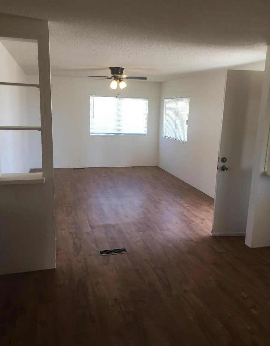 2 bed, 957 sqft, $1,500 — Photo 3