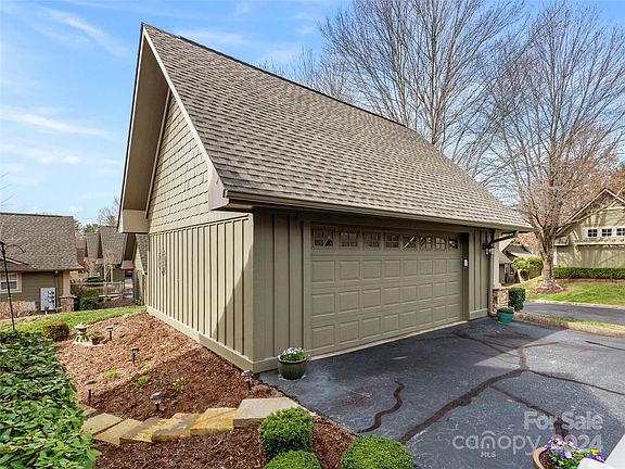 2nd image of 503 Fox Den Ct