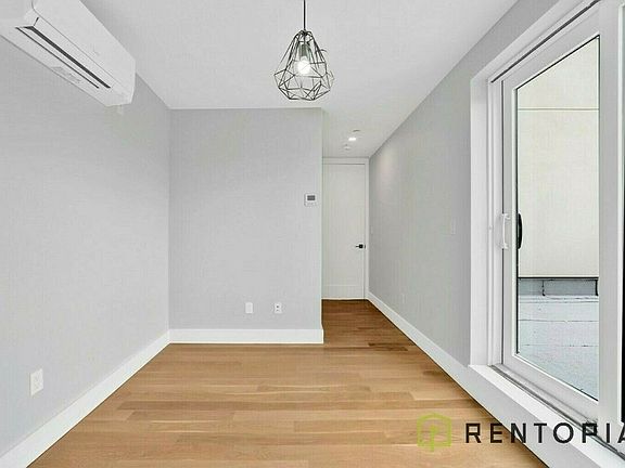 3rd image of 58 Palmetto St #502