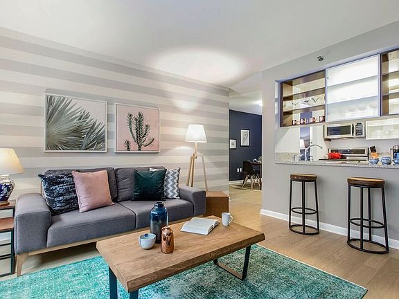 4th image of 439 W 53rd St #305