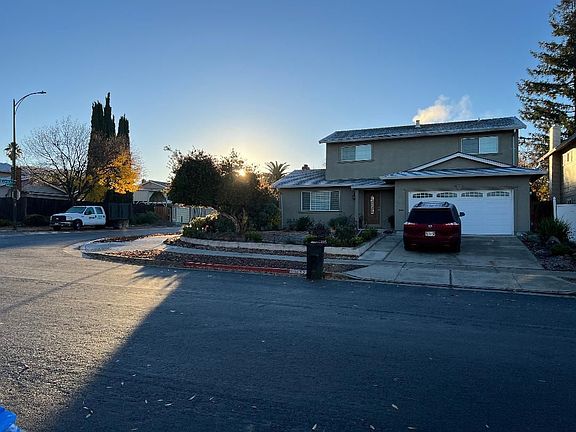 5th image of 3492 Madrid Dr
