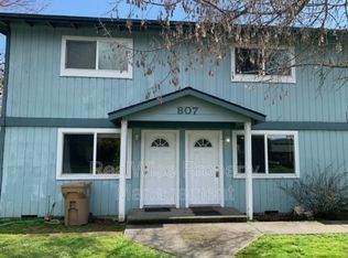 807 SE 9th St UNIT 2, Grants Pass, OR 97526