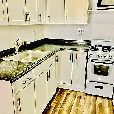 Rented by PennApts | media 2