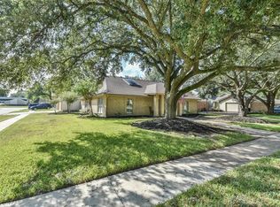 15803 Boulder Oaks Dr, Houston, TX 77084