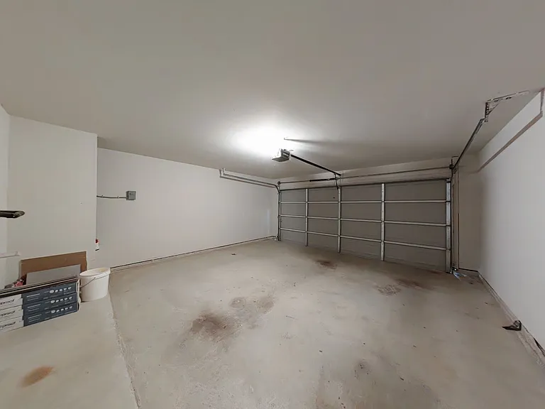 3205 Junction Bay — Photo 33