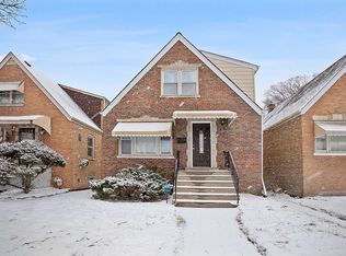 7205 S Troy St, Chicago, IL 60629