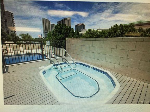 5th image of 1717 Ala Wai Blvd APT 2702