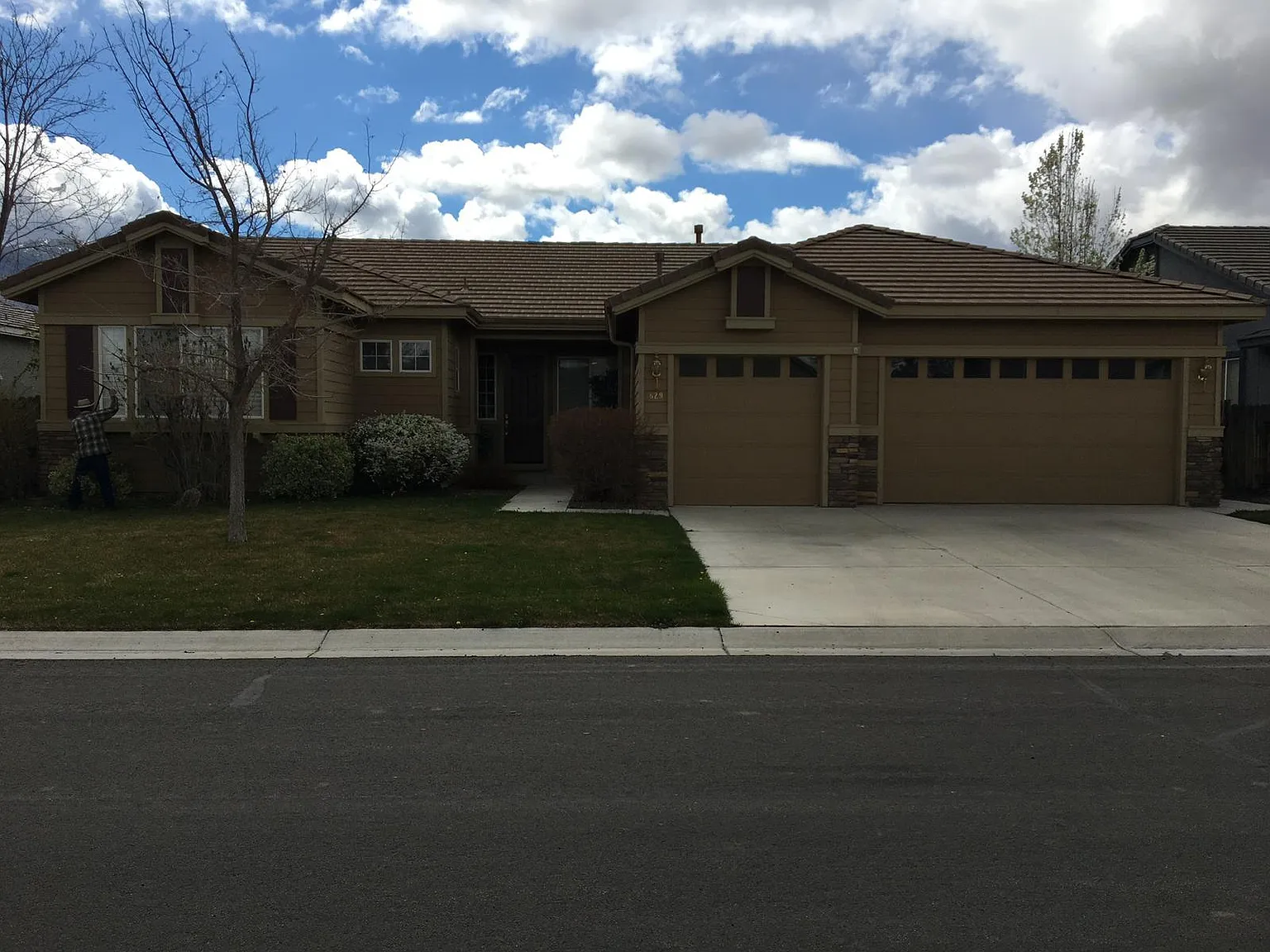 529 Cypress Point Dr photo 1
