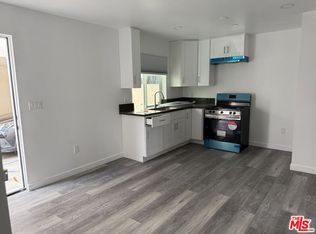 6642 Irvine Ave, North Hollywood, CA 91606