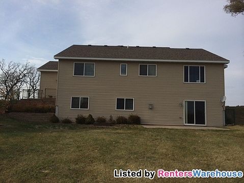 2nd image of 2551 Topaz St