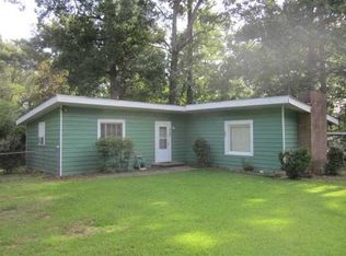 620 Iris Rd, Pine Lake, GA 30072