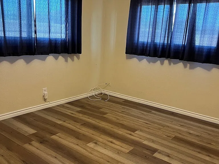 3401 Storey Ave — Photo 10