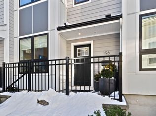 17-31 Charles Park Rd #196, West Roxbury, MA 02132