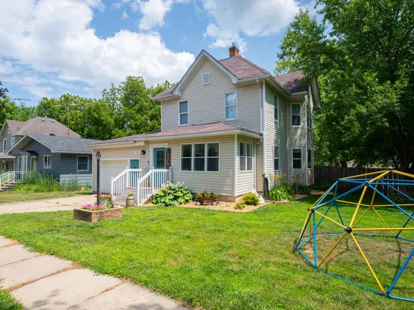 317 1st Ave, Wanamingo, MN 55983
