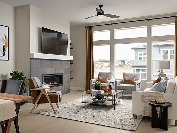 The Cherry Oak - Living Room