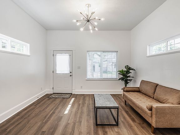 4th image of 1401 Barth Ave