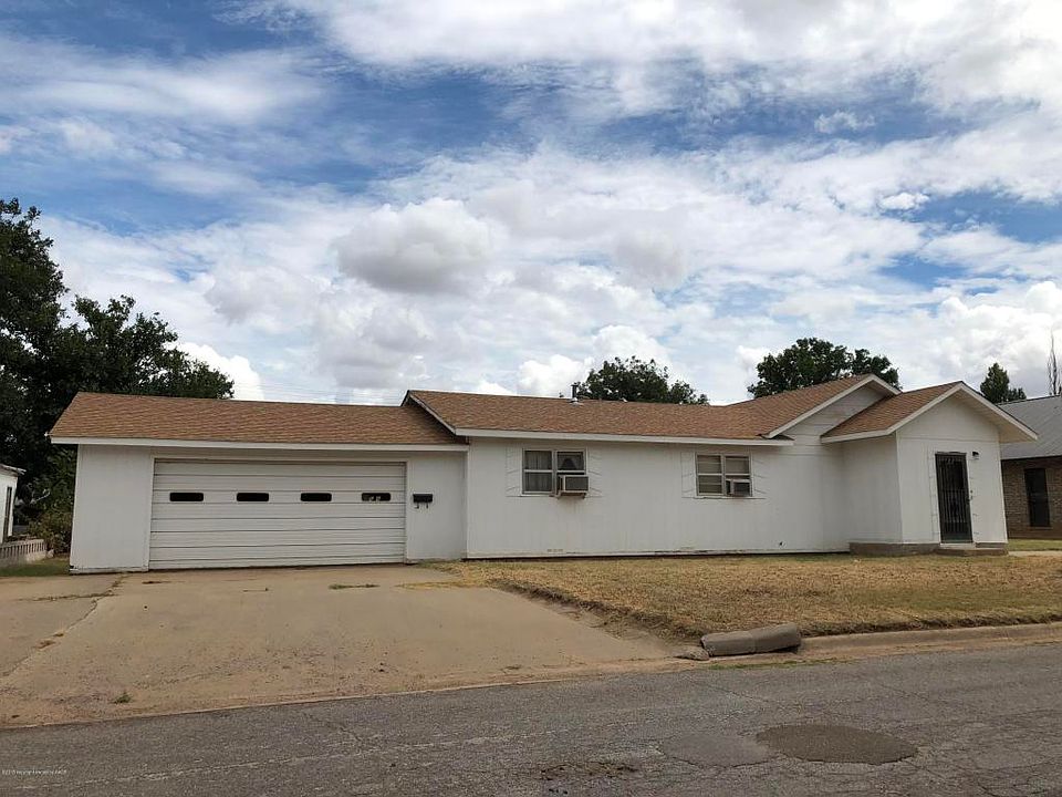 1st image of 806 Childress St