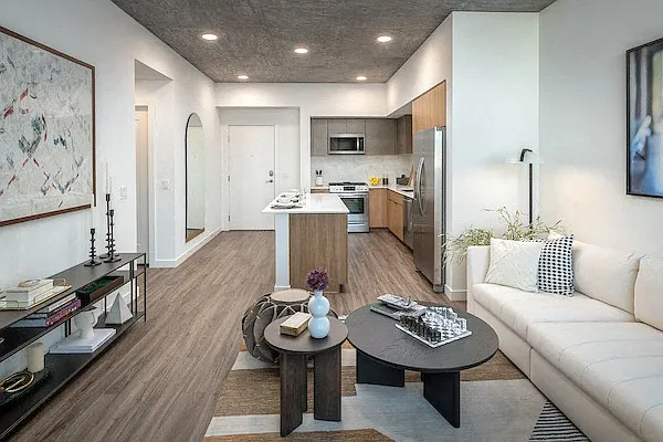 Adeline Luxury Living — Photo 24