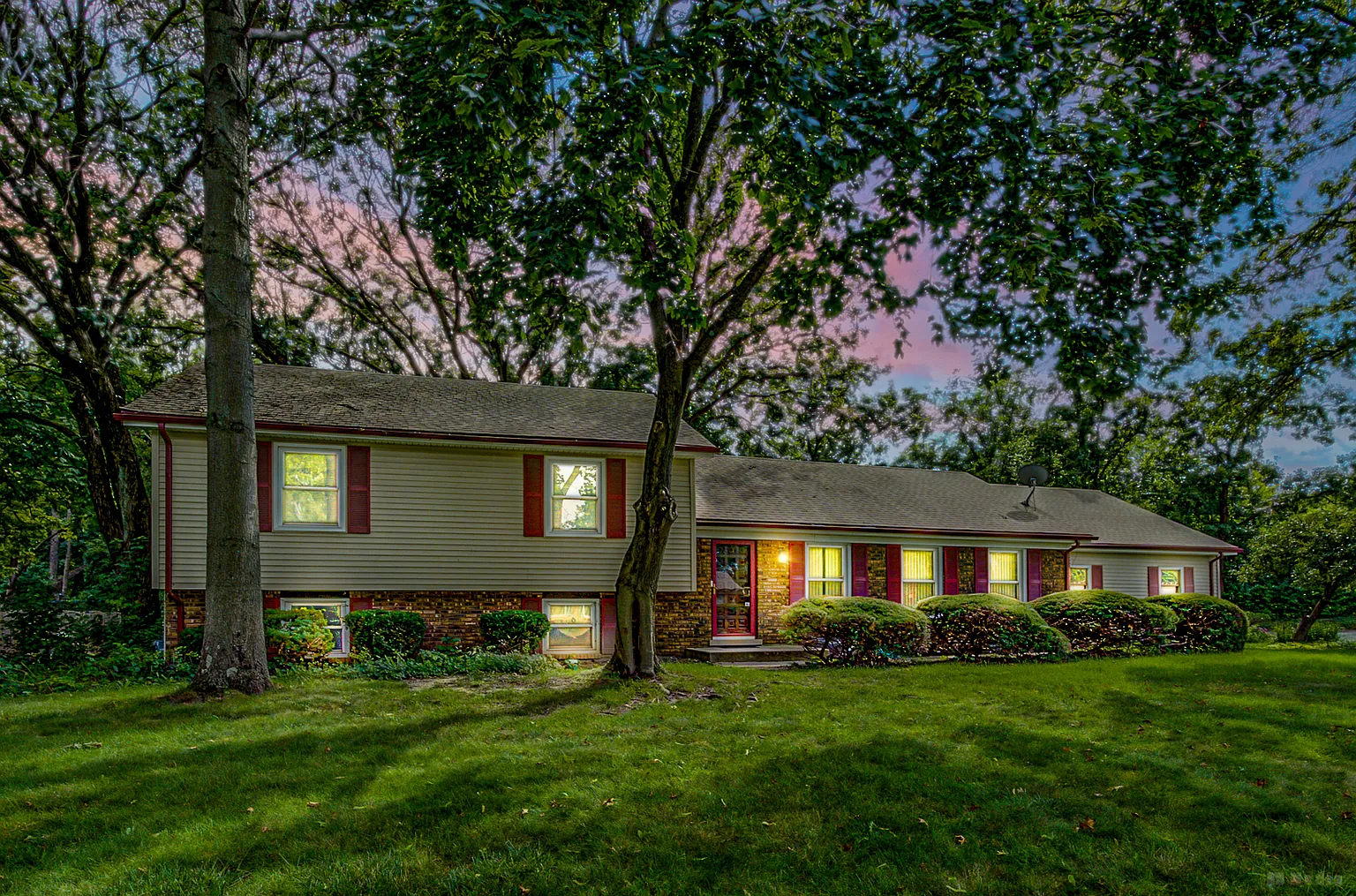 8 Berk Ln photo 1