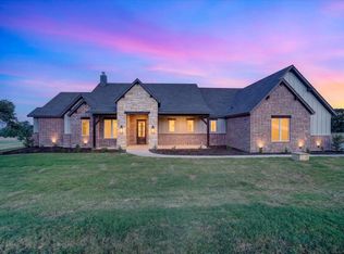 1061 Vh Ranch Rd, Poolville, TX 76487