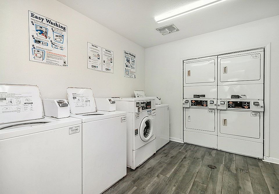 Laundry Facility at Arbor Pines