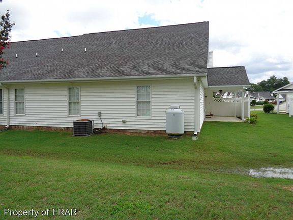 3rd image of 111 Fiddler Dr