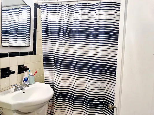 Rented by Keller Williams Realty Landmark II | media 10