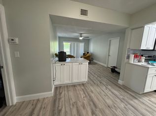 450 NW 20th St #D303, Boca Raton, FL 33431