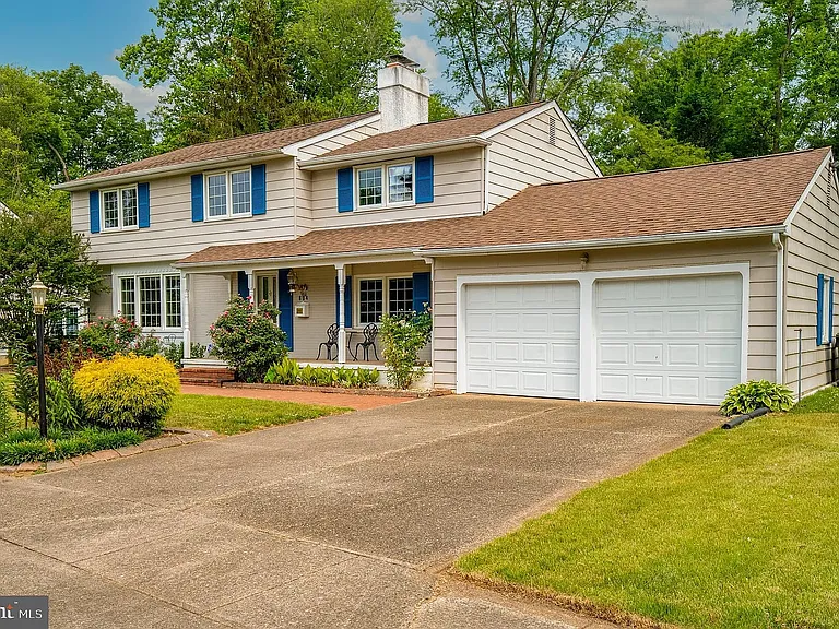 Two Car garage