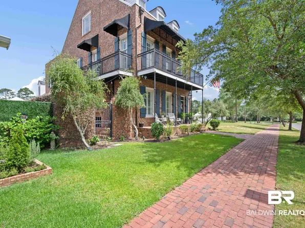 2712 Bienville Ave, Gulf Shores, AL 36542