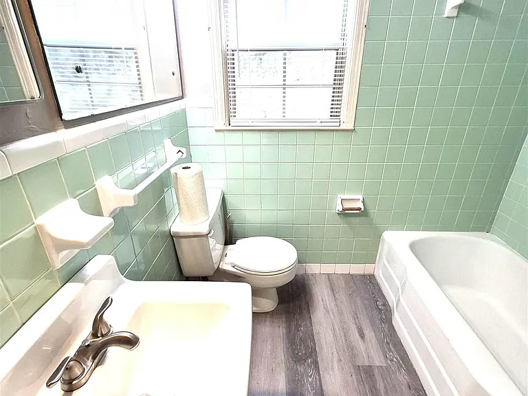 3804 W Cervantes St — Photo 13