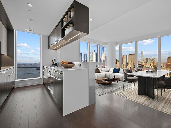 4th image of 252 South St #25M