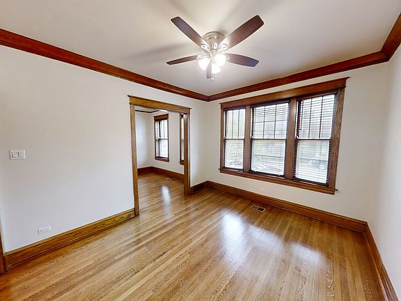 3rd image of 1251 W Grace St #1