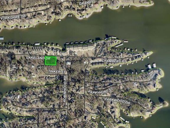 5th image of Lakeland Dr