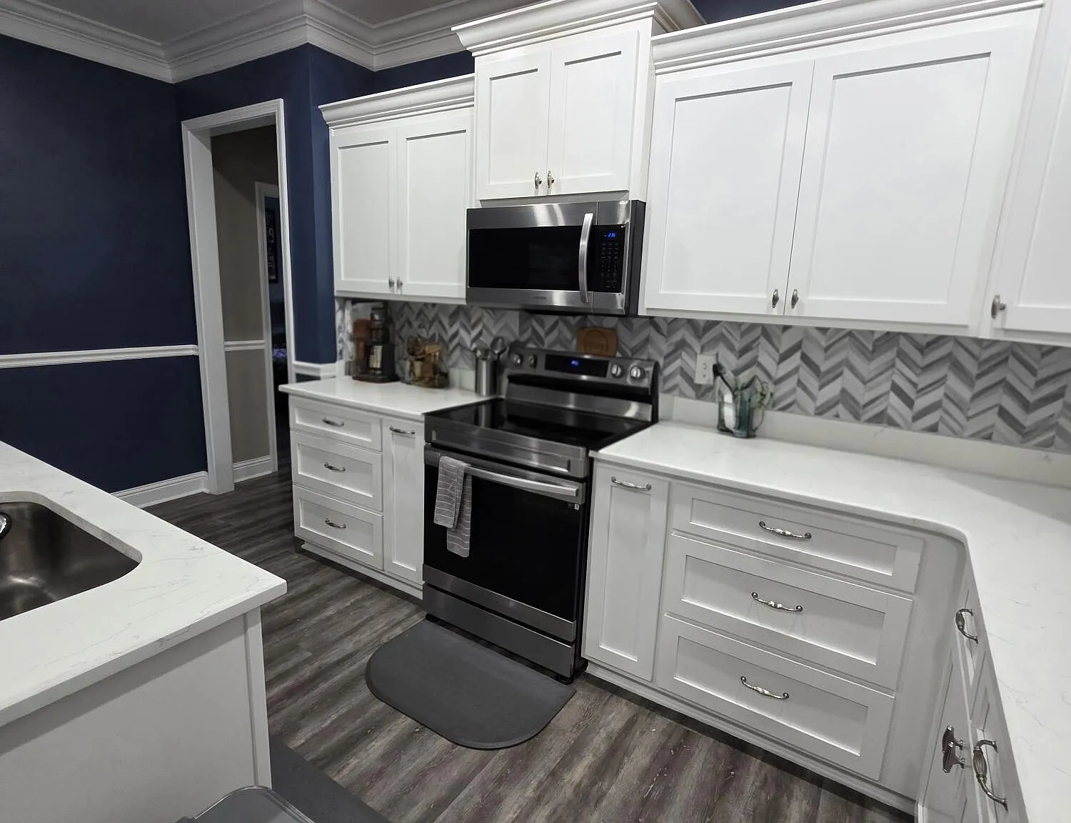 4 bed, 2.5 bath, 1900 sqft, $2,325 — Photo 4
