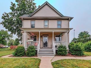 223 Washington St, Sauk City, WI 53583
