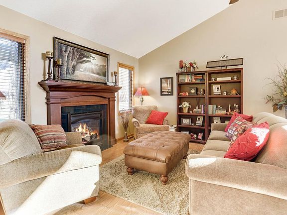 5th image of 2749 Jade Cir E