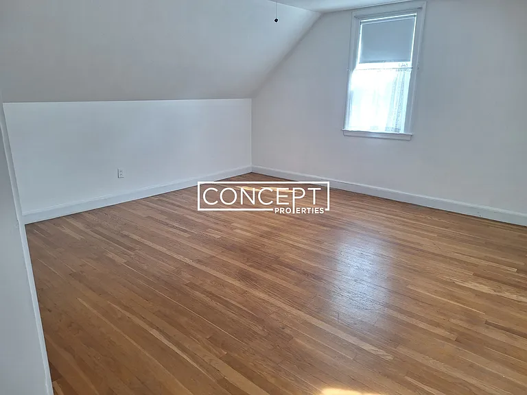 105 Keith St — Photo 25