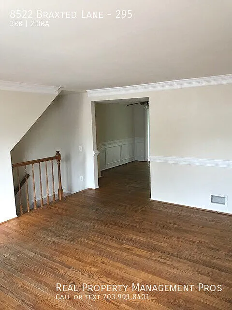 Coming Soon-New paint, New floors-Qualify for a zero deposit? — Photo 2