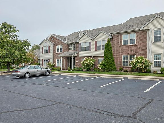2nd image of 172 Palisades Pointe #1