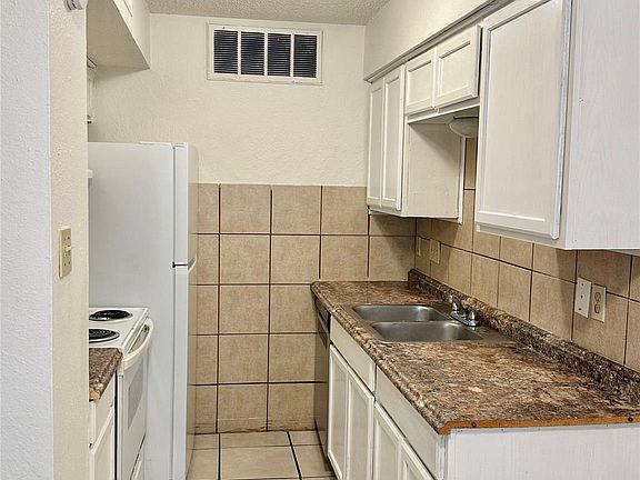 2nd image of 4322 Gillis St APT 106