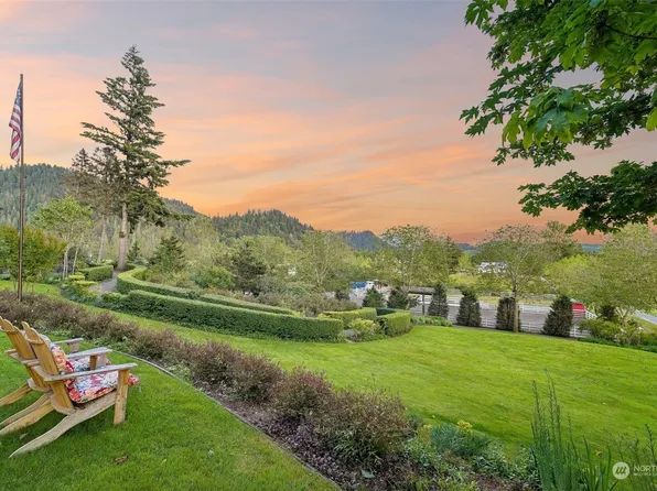 46840 260th Avenue SE, Enumclaw, WA 98022
